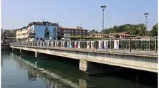 Il ponte che unisce i Comuni di Paratico e Sarnico - © www.giornaledibrescia.it