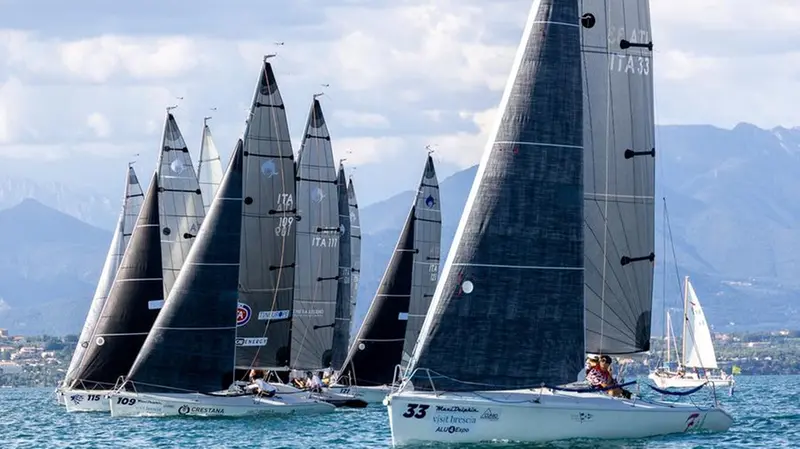 Dolphin81 in regata al 55° Trofeo Alta Velocità