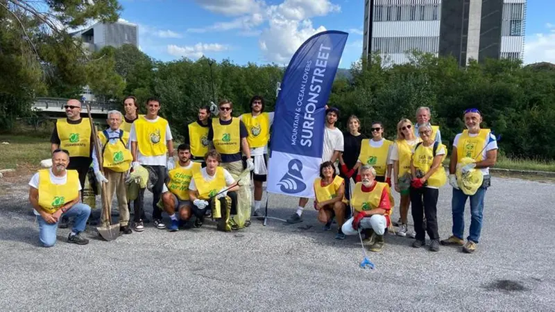 I volontari di Legambiente - © www.giornaledibrescia.it