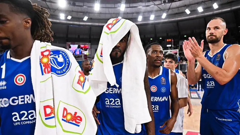 Supercoppa: le immagini di Germani Brescia -Virtus Bologna