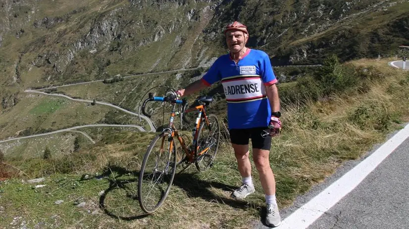 Paolo Parzani con la sua bici Legnano - © www.giornaledibrescia.it