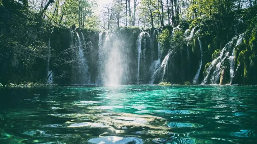 Una cascata (foto simbolica) - Foto Unsplash