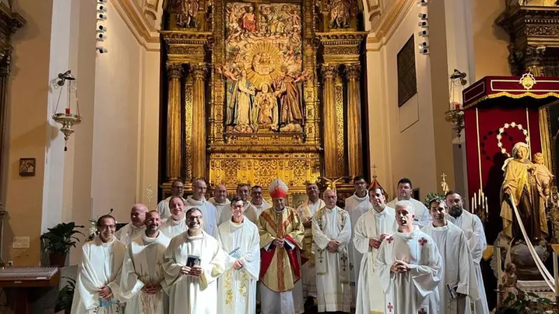 Monsignor Sigalini alla celebrazione della messa ad Avila - Foto © www.giornaledibrescia.it