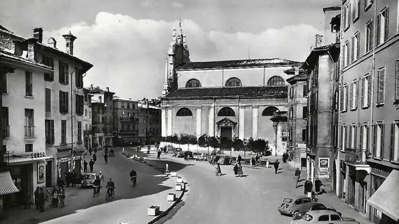 Il Cinema Corso di via San Faustino - Da www.bresciavintage.it