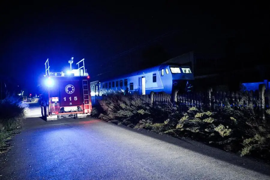 Il treno ha travolto e ucciso i 5 operai a Brandizzo