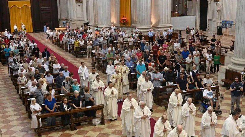 Il Pontificale in Cattedrale con il vescovo Tremolada