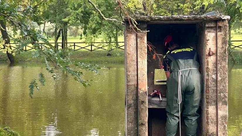 Protezione civile al lavoro al laghetto di via Giotto