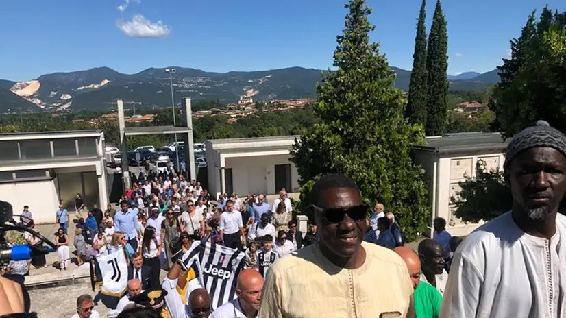 A Bedizzole l'ultimo saluto a Idris