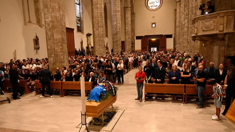 I funerali di Carlo Mazzone ad Ascoli