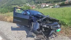 L'auto distrutta del 29enne - Foto © www.giornaledibrescia.it