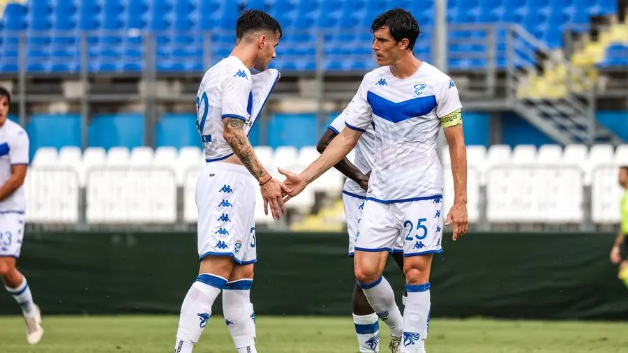 Uno scatto dall'amichevole con il Trento - Foto New Reporter Comincini © www.giornaledibrescia.it