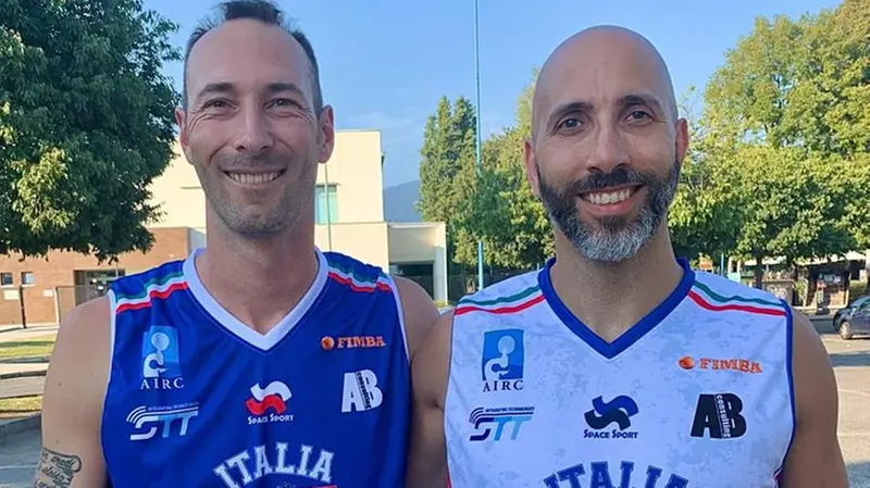 I due giocatori bresciani che vestono la maglia della Nazionale over 40, Davide Perazzi e Carlo Coppi