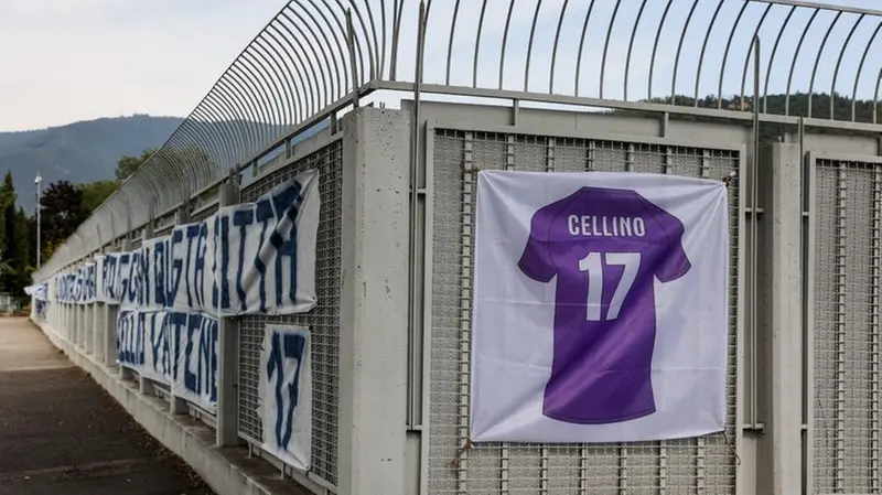 La contestazione degli Ultras contro Massimo Cellino