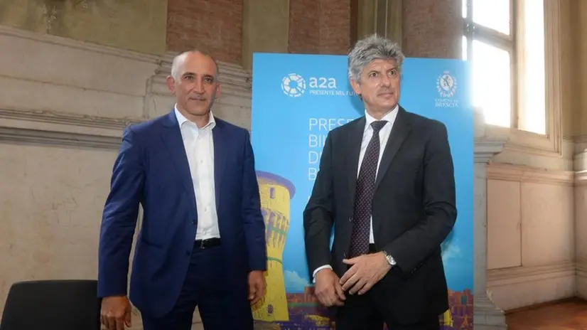 L'ad di A2a Renato Mazzoncini e Marco Patuano (a destra)