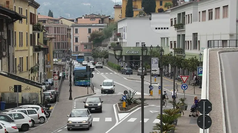 La stazione dei pullman di Salò © www.giornaledibrescia.it