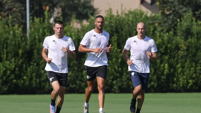 Intanto la squadra prosegue la preparazione - Foto New Reporter Nicoli © www.giornaledibrescia.it