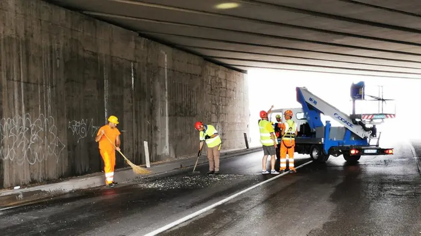 Il tratto della Padana Superiore chiusa al traffico per la caduta di calcinacci