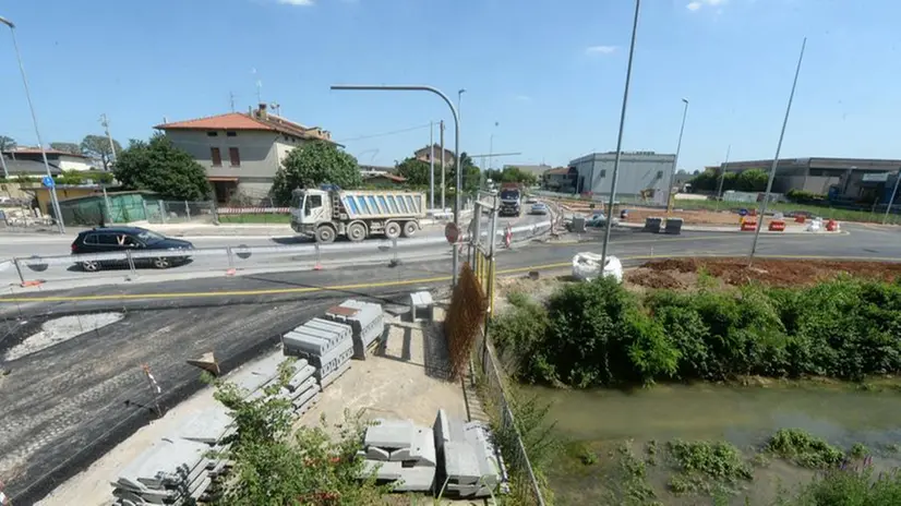 I lavori alla rotatoria della Scaiola a Nuvolera