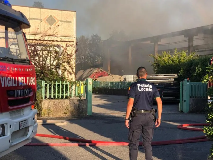 In fiamme la sede del Cipiesse a Rezzato