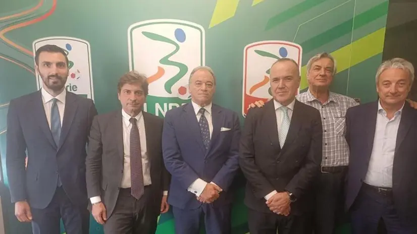 Assemblea di B: da sinistra Michelini, Merola, Neri, Balata, Pizzigati e Pasini