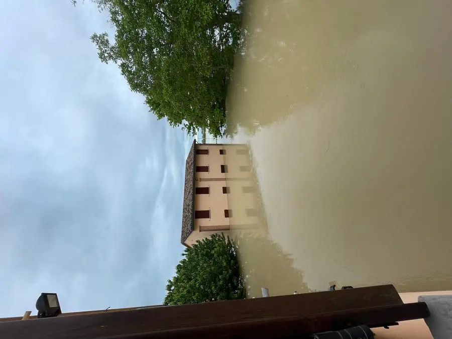 Faenza sott'acqua i primi giorni dell'alluvione in Emilia