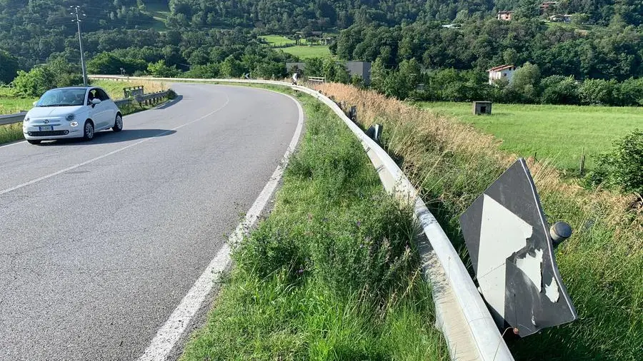 Incidente in moto a Esine: due ragazzi in ospedale | Giornale di Brescia