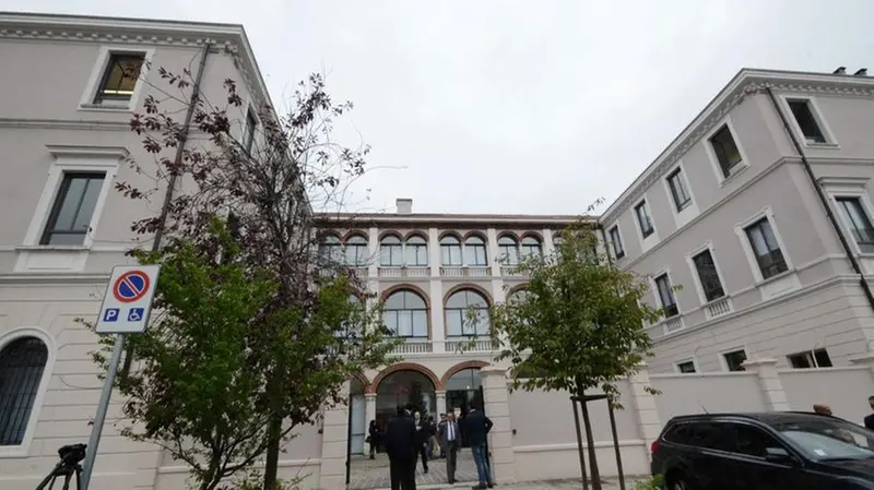 La sede del tribunale dei minori di Brescia - Foto Marco Ortogni/Neg © www.giornaledibrescia.it