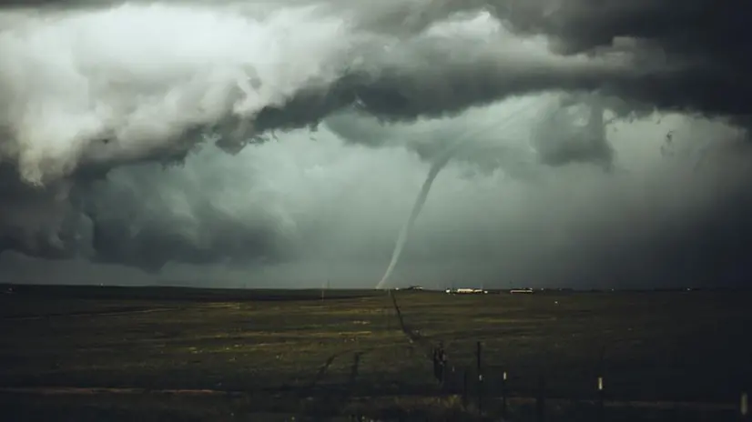 Gli eventi meteo estremi sono sempre più frequenti - Foto Unsplash