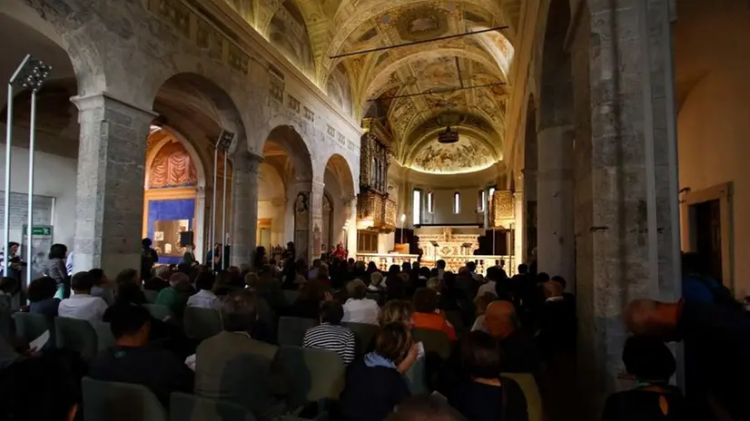 L'interno della Chiesa di San Giorgio durante un evento passato - Foto New Reporter Nicoli © www.giornaledibrescia.it