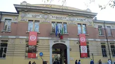 Il liceo Calini con i cartelloni dei Dies Fasti nel 2018 (foto d'archivio) - Foto Marco Ortogni/Neg © www.giornaledibrescia.it