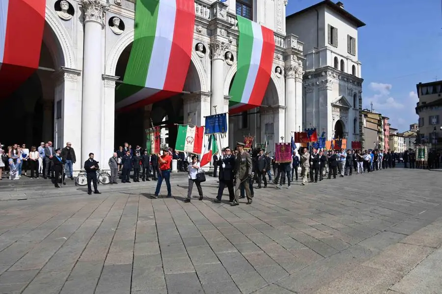 Le celebrazioni della Festa della Repubblica in piazza Loggia