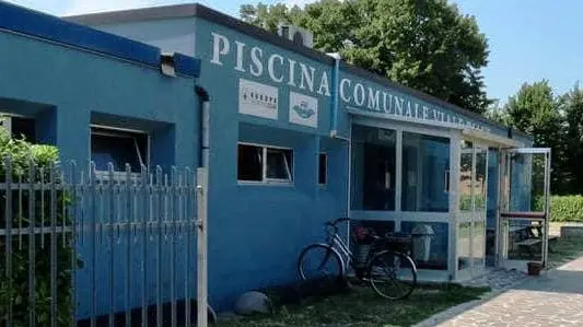 L'ingresso della piscina di viale Piave a Brescia