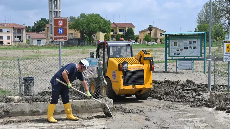 Si lavora per tornare alla normalità - Foto Gabriele Strada /Neg © www.giornaledibrescia.it