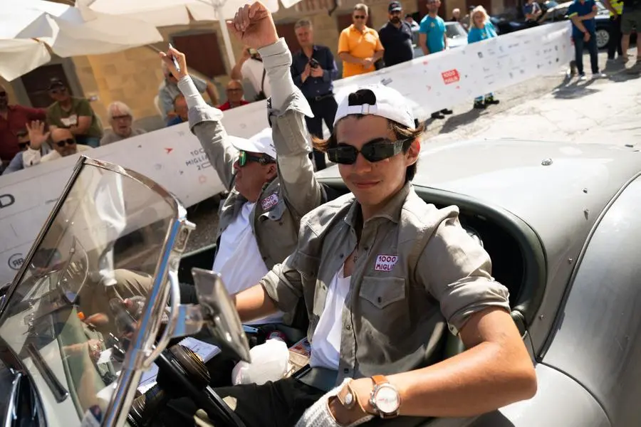 Mille Miglia 2023, il passaggio da San Miniato