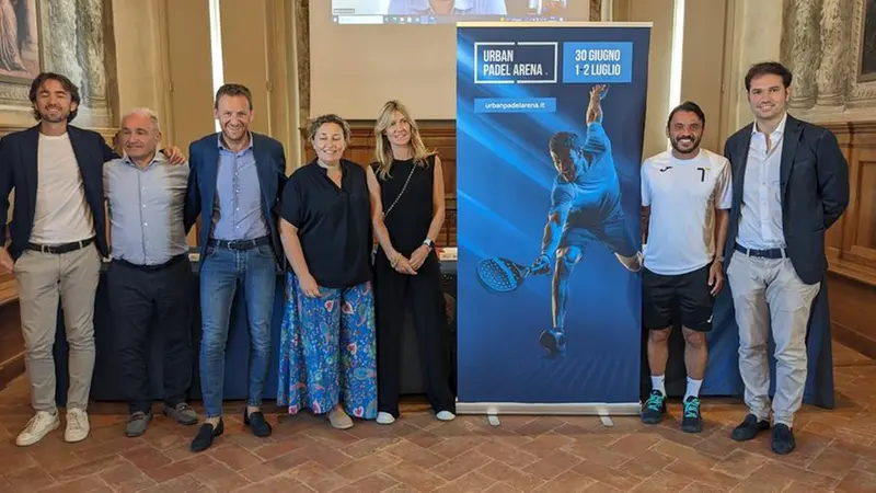 A Palazzo Loggia la presentazione della Urban Padel Arena