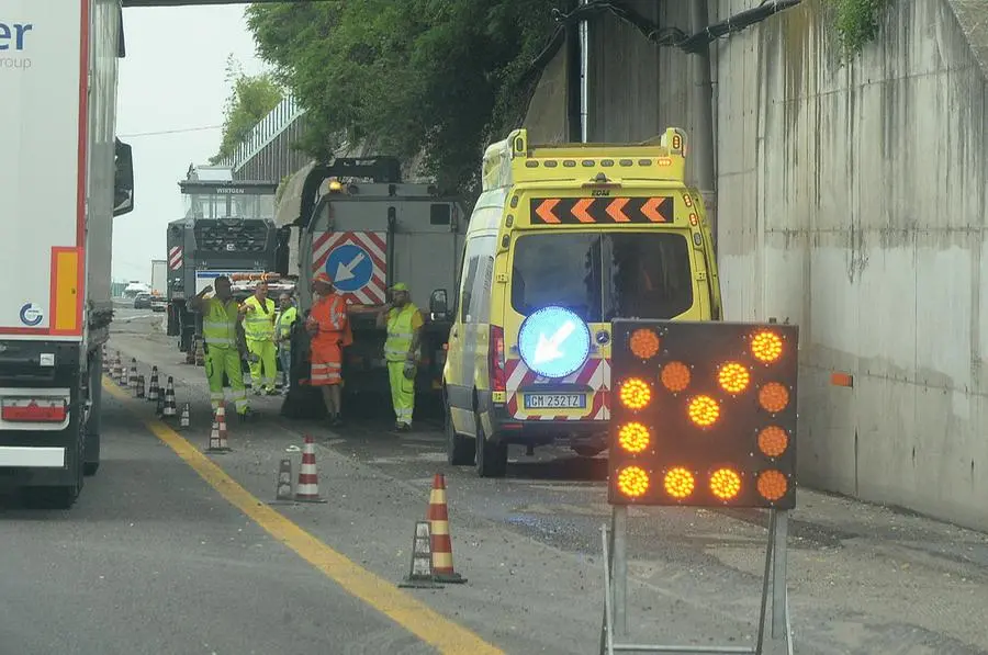 Infortunio fatale in A4, operaio muore tra Lonato e Desenzano