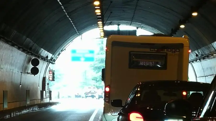 Il traffico rallentato sulla 45 bis in direzione Brescia