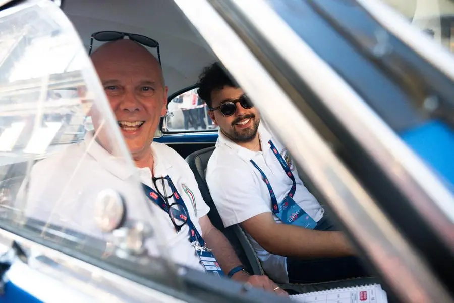 Mille Miglia 2023, il passaggio a Novara