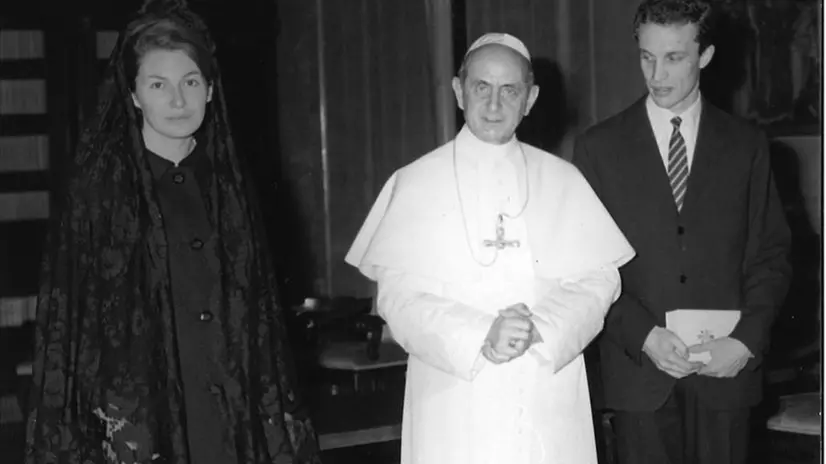 Giovanni Bazoli con la moglie Elena in un'udienza privata con papa Paolo VI - Foto © www.giornaledibrescia.it