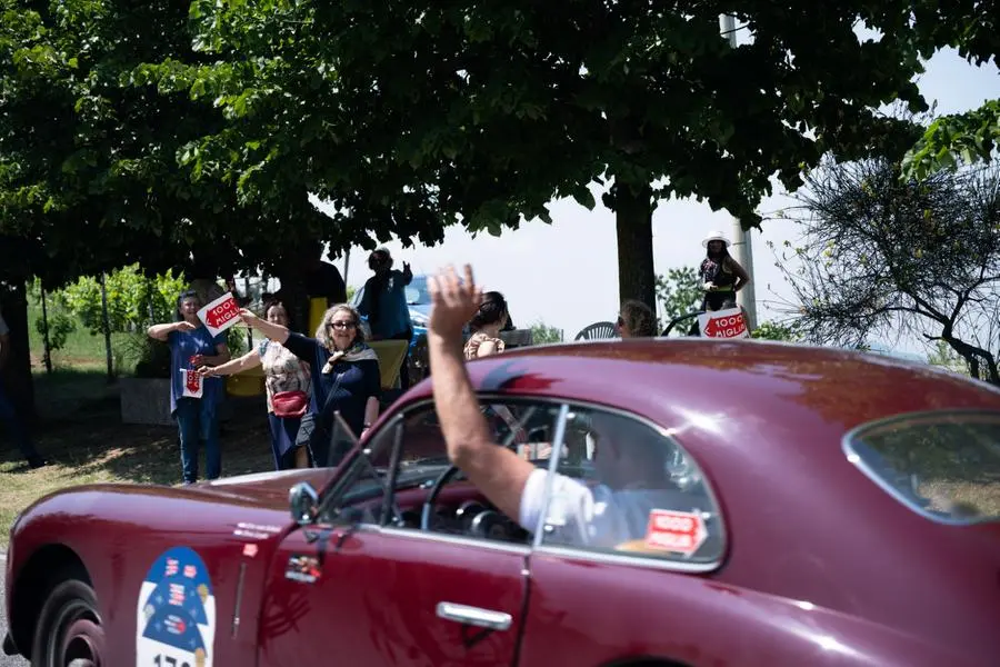 Mille Miglia 2023, il passaggio a Castana