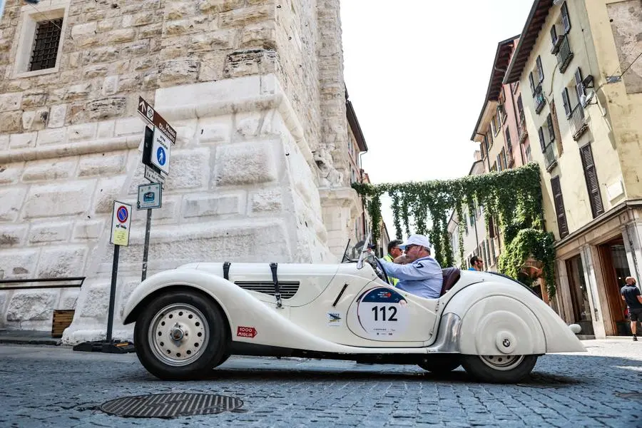 Mille Miglia 2023, il passaggio alla Pallata