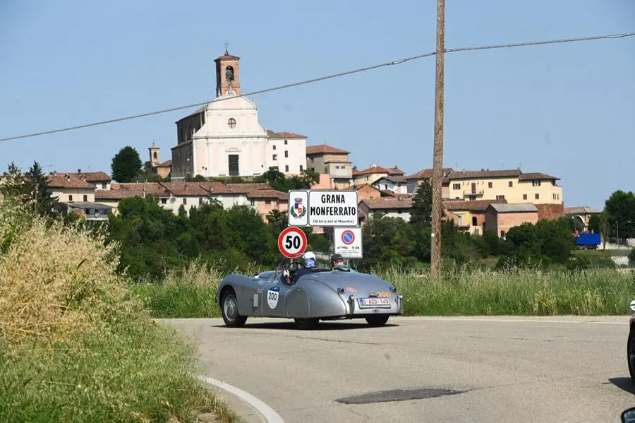 Mille Miglia 2023, il passaggio a Grana Monferrato