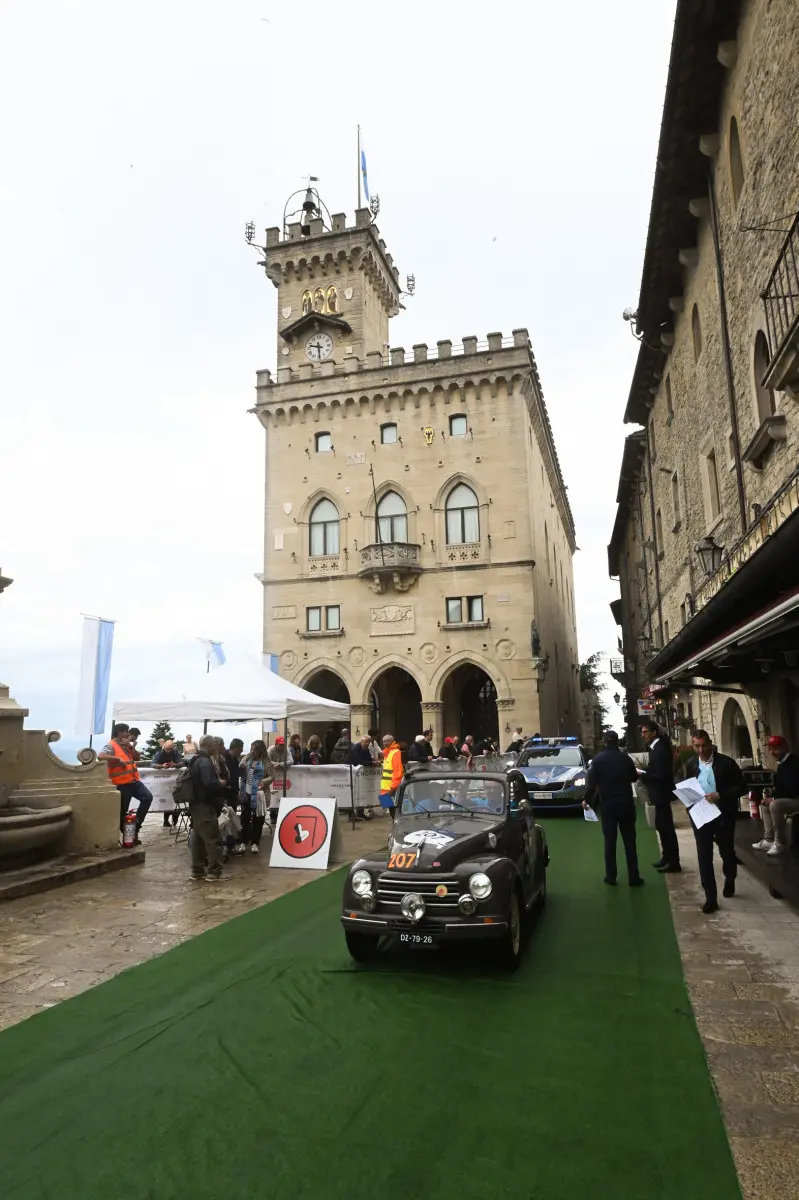 Mille Miglia 2023, il passaggio da San Marino
