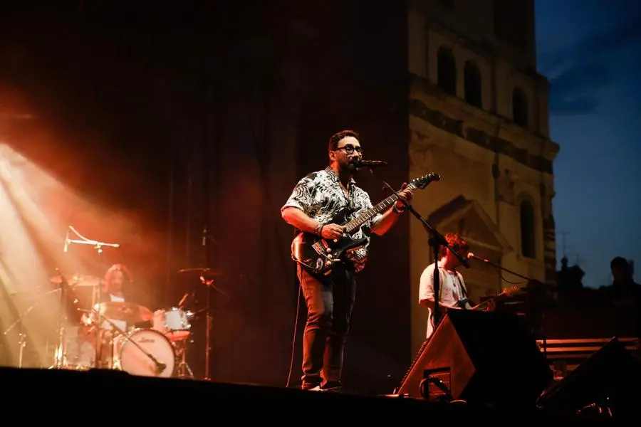 I Tiromancino in concerto in piazza Loggia a Brescia