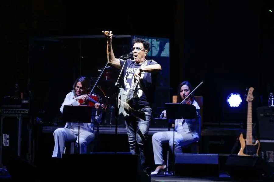 Edoardo Bennato in concerto in piazza Loggia