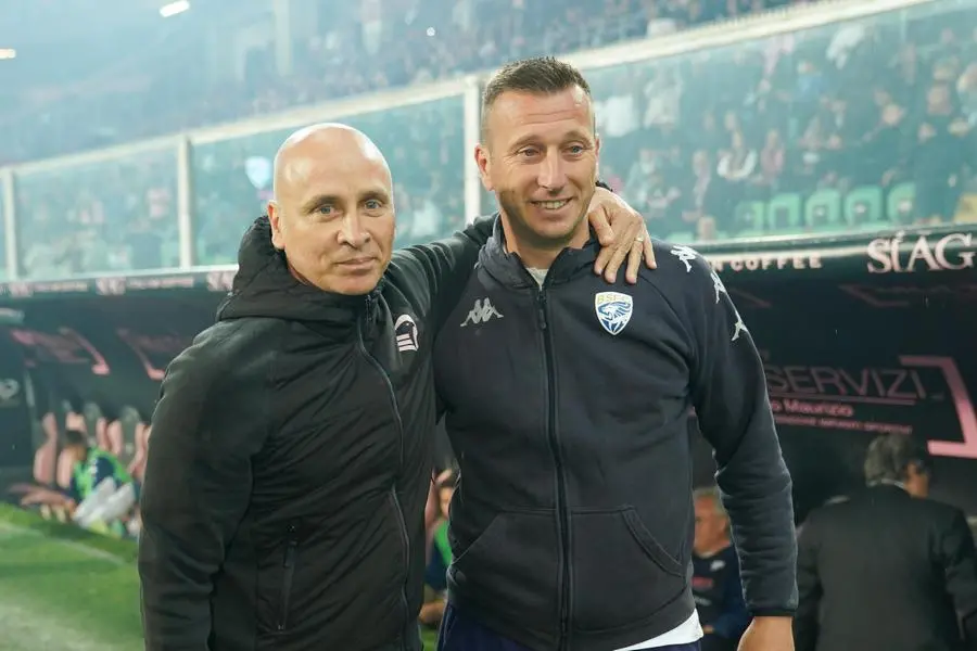 Eugenio Corini e Daniele Gastaldello prima della partita - Foto New Reporter © www.giornaledibrescia.it