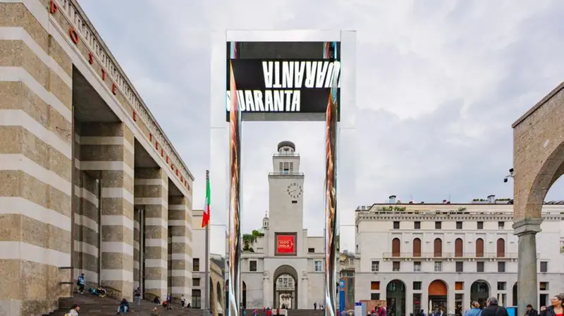 Su TheGate in piazza Vittoria scorrono le opere di Unreel
