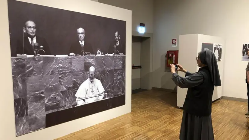 L'inaugurazione della mostra «Jamais plus la guerre-mai più la guerra»