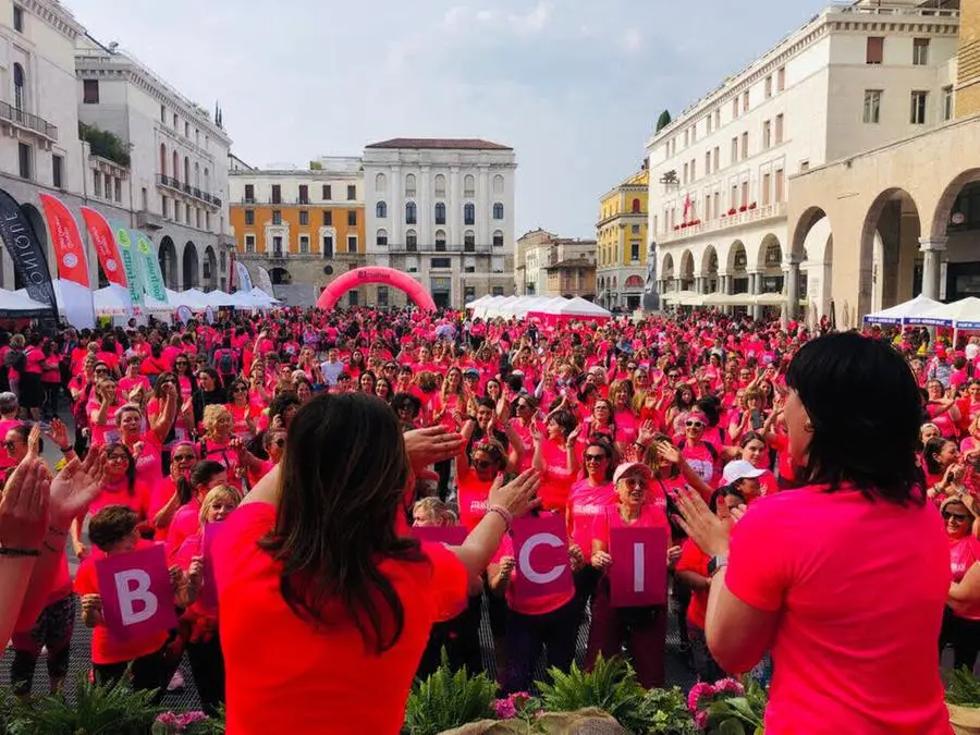Strawoman, Brescia Capitale si tinge di rosa