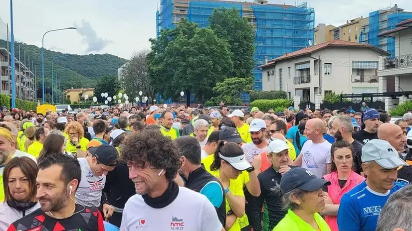 Strabrescia, l'entusiasmo corre anche sui social